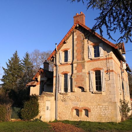 Maison La Demi-Lune Boulleret ภายนอก รูปภาพ